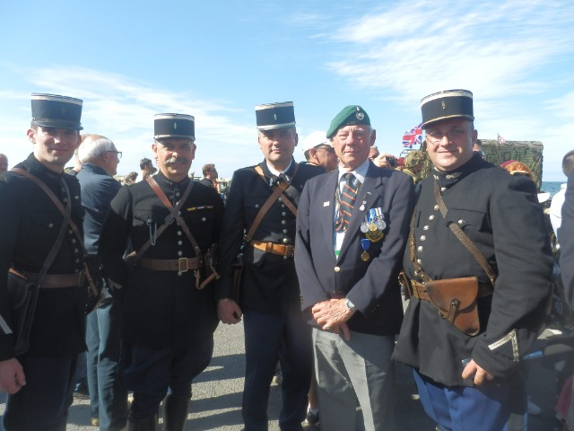 Commémoration seconde guerre mondiale 217p8s