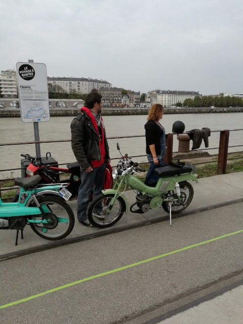 photo balades avec les French Moped 24ed1w