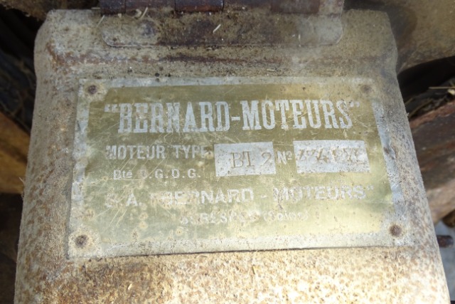 (Cède) moteur Bernard BT 2 044lu1