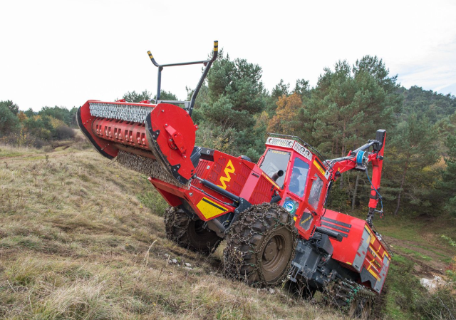 FORESTIERS - Tracteur et materiel FORESTIER - Page 28 04ml7j